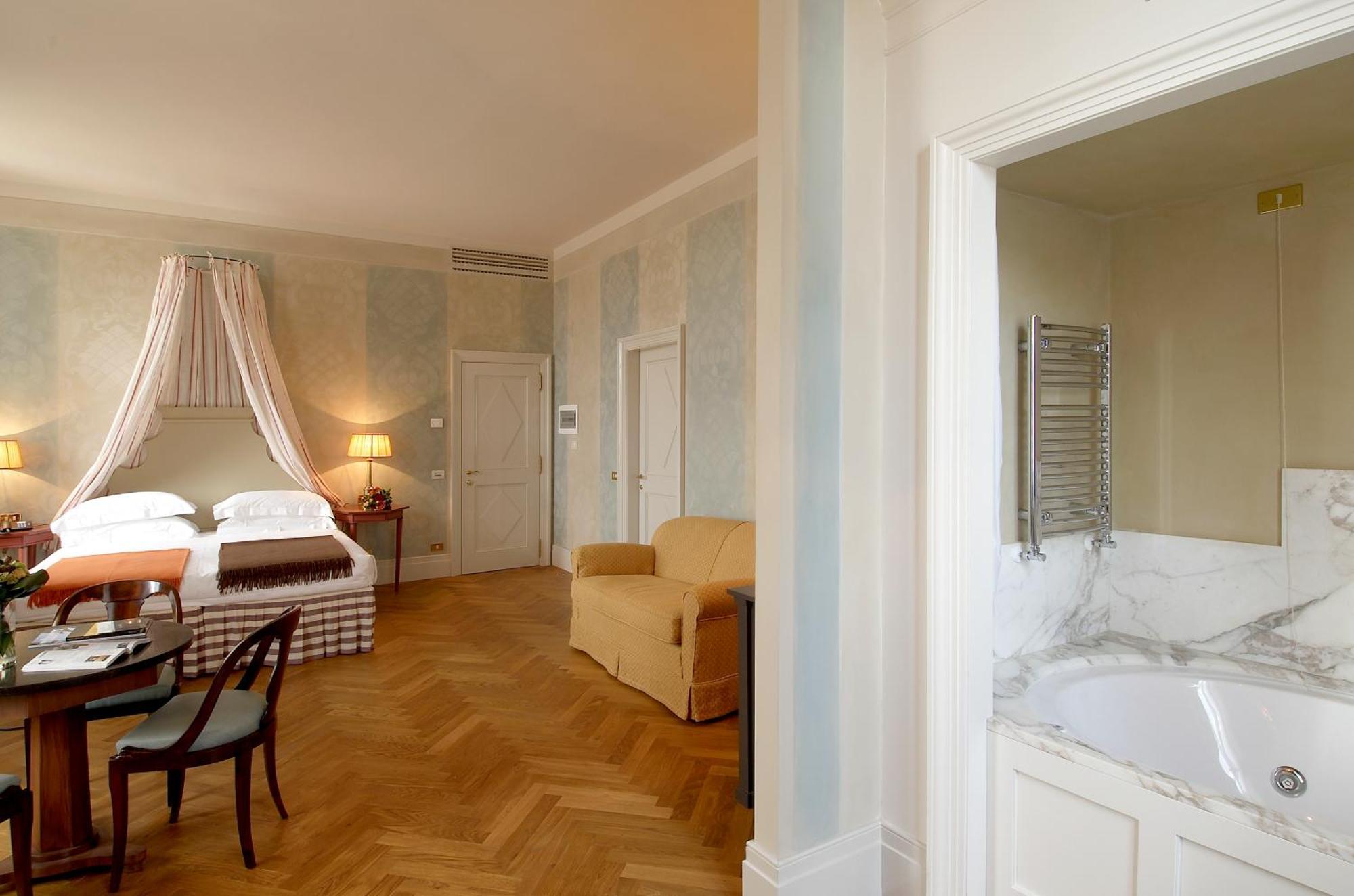 Antica Torre Tornabuoni Bed & Breakfast Florence Phòng bức ảnh